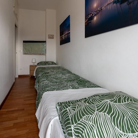"Casa Incantevole" Fronte Mare Pescara - Appartamento Via Buozzi Bagian luar foto