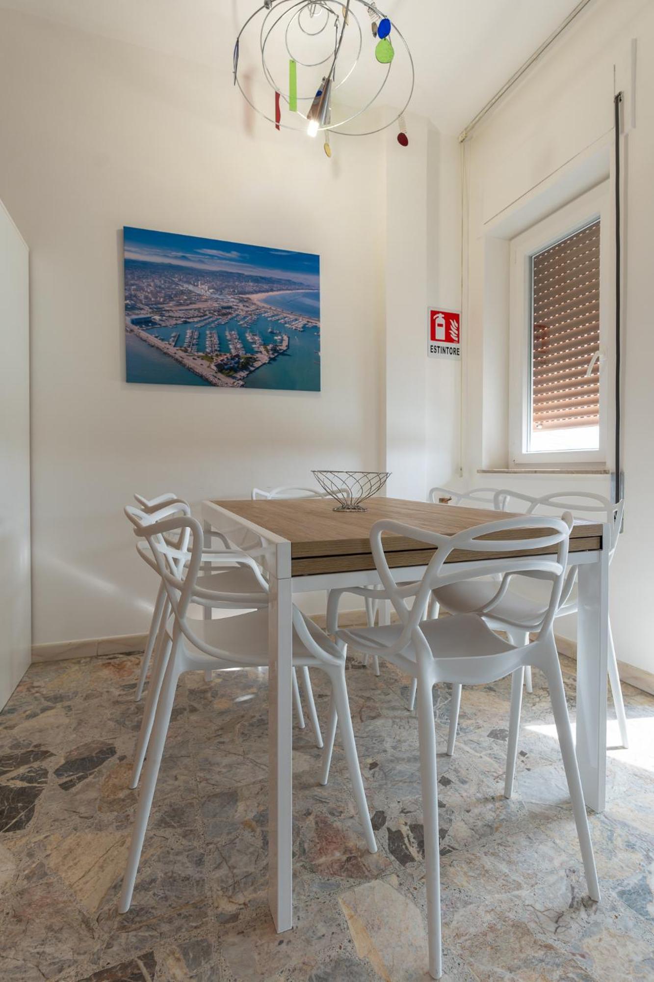 "Casa Incantevole" Fronte Mare Pescara - Appartamento Via Buozzi Bagian luar foto